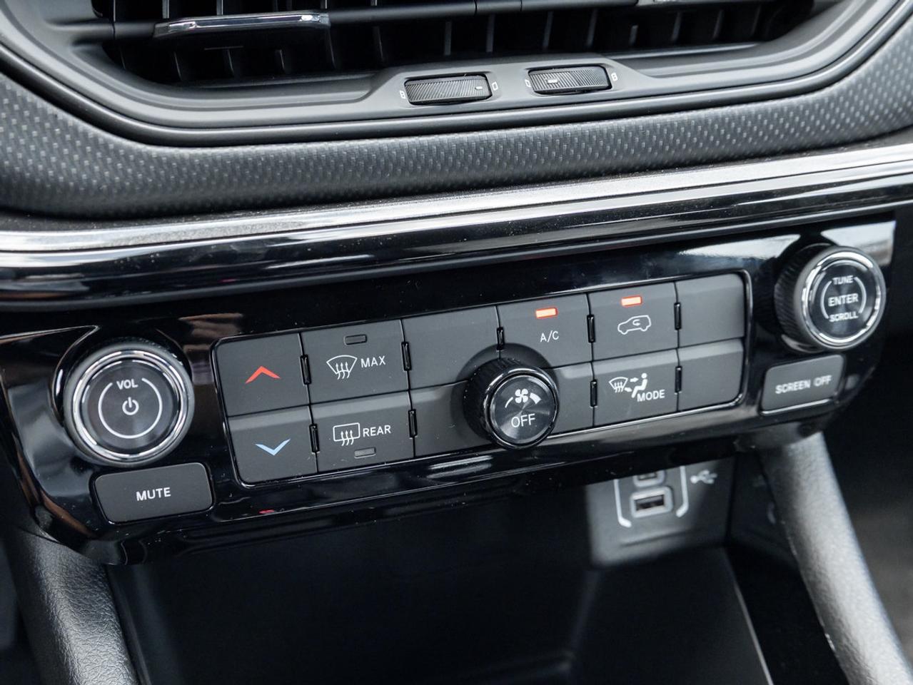 2026 Jeep Compass NORTH Photo
