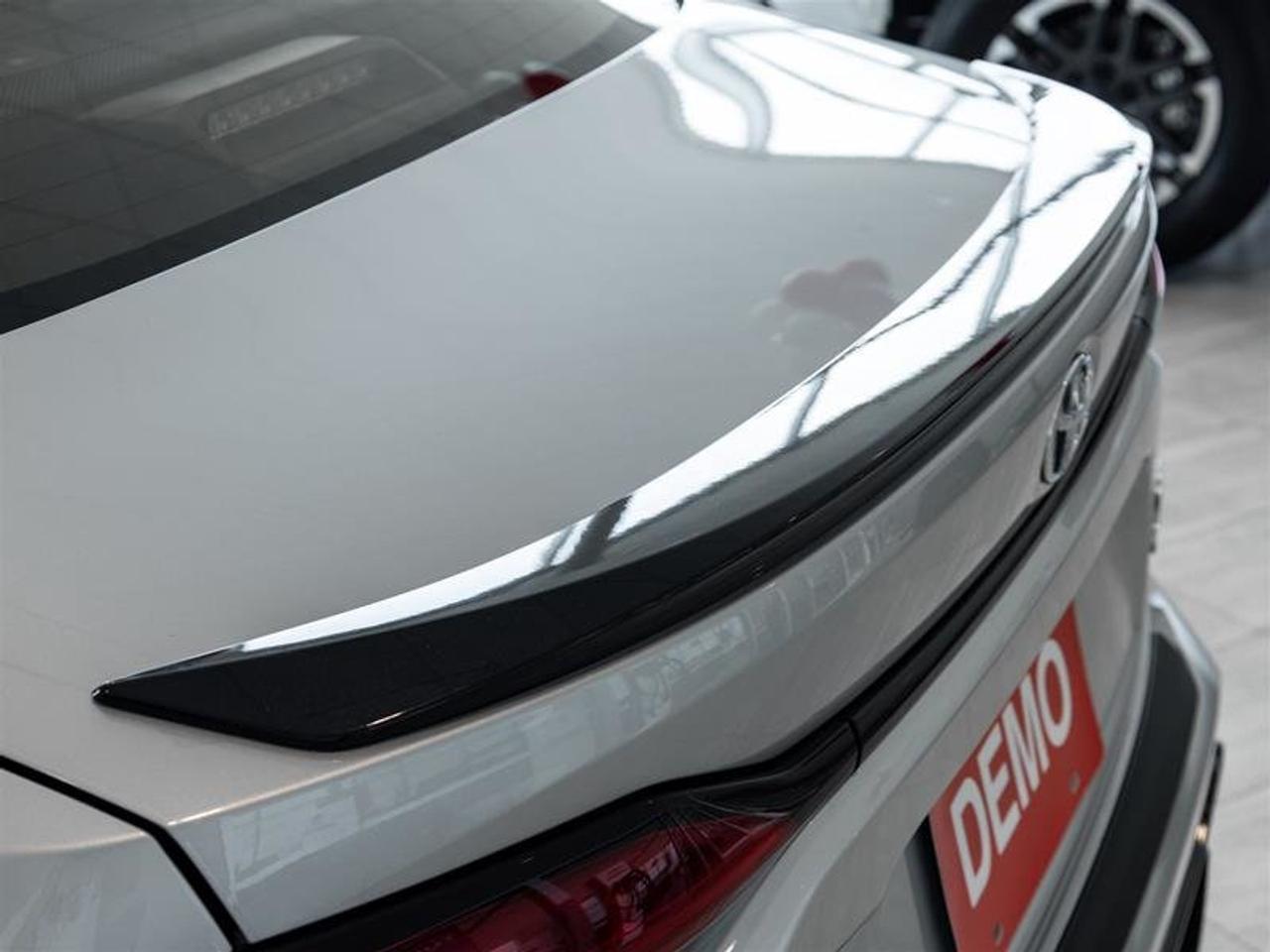 2026 Toyota Corolla Hybrid XSE AWD Photo4