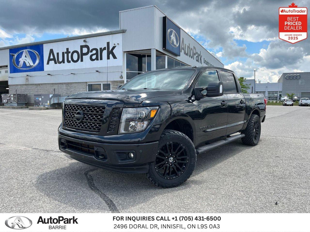 2019 Nissan Titan 4x4 Crew Cab SV Midnight Edition Photo0