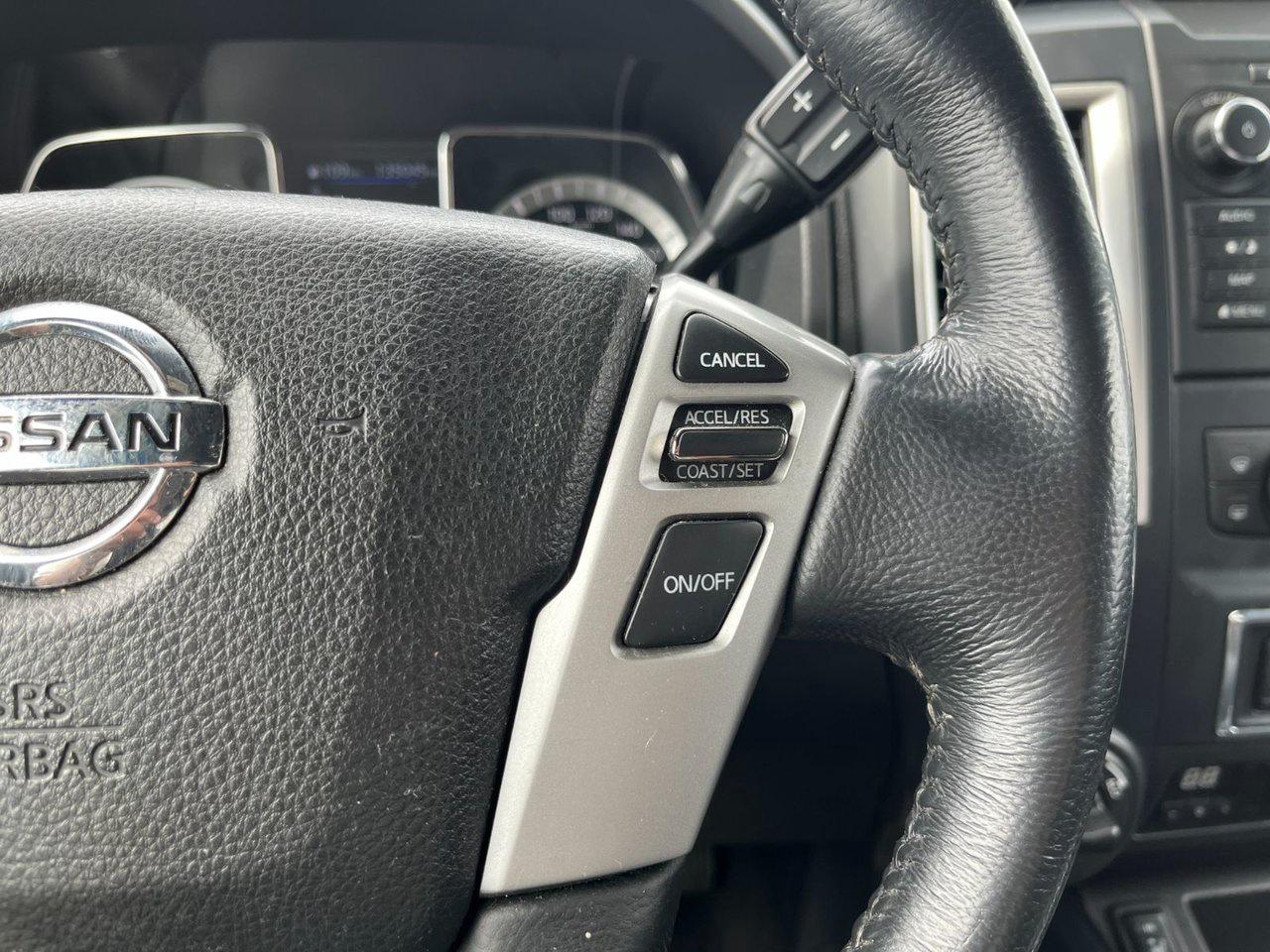 2019 Nissan Titan 4x4 Crew Cab SV Midnight Edition Photo