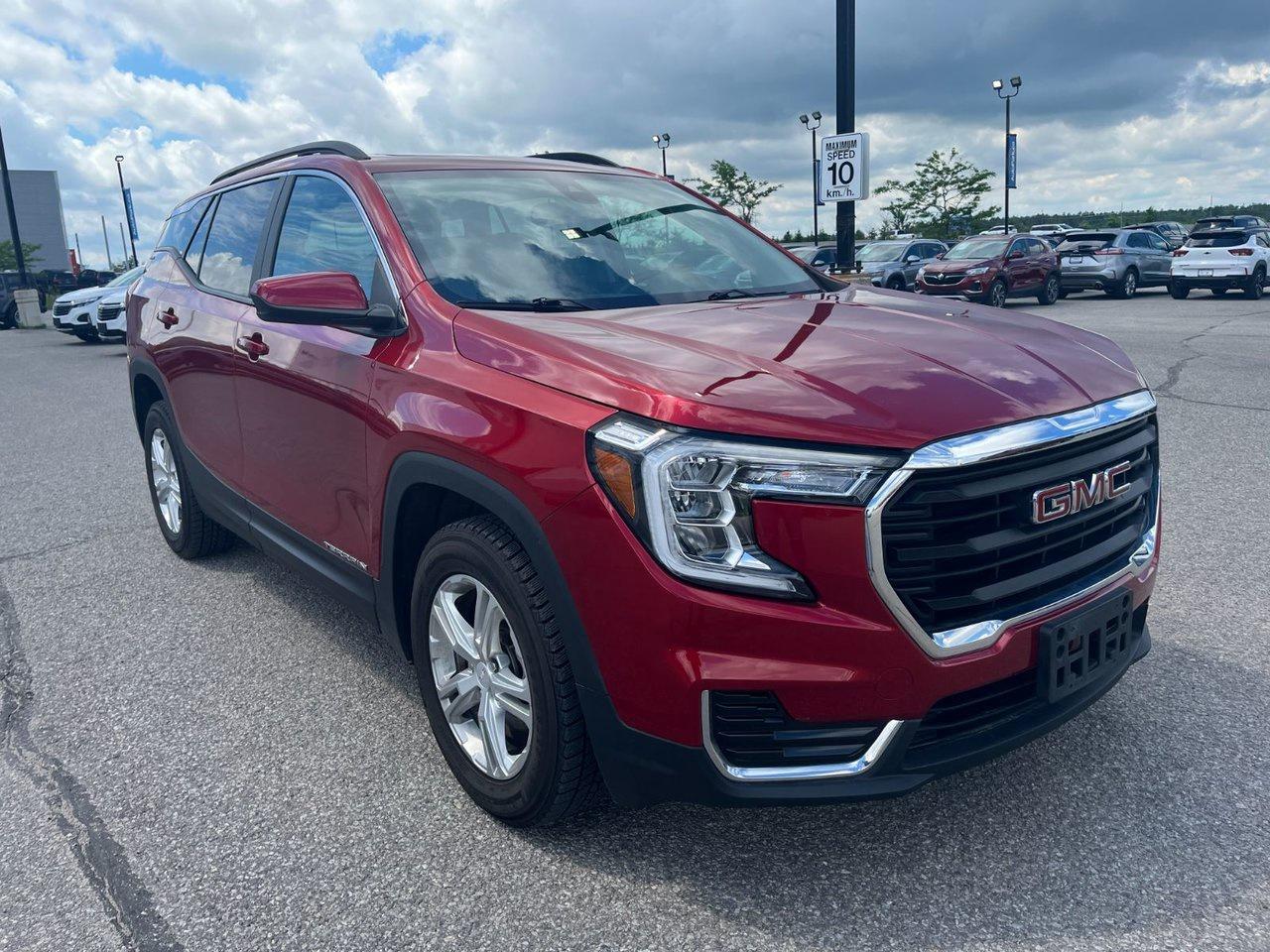 2022 GMC Terrain AWD 4DR SLE Photo3