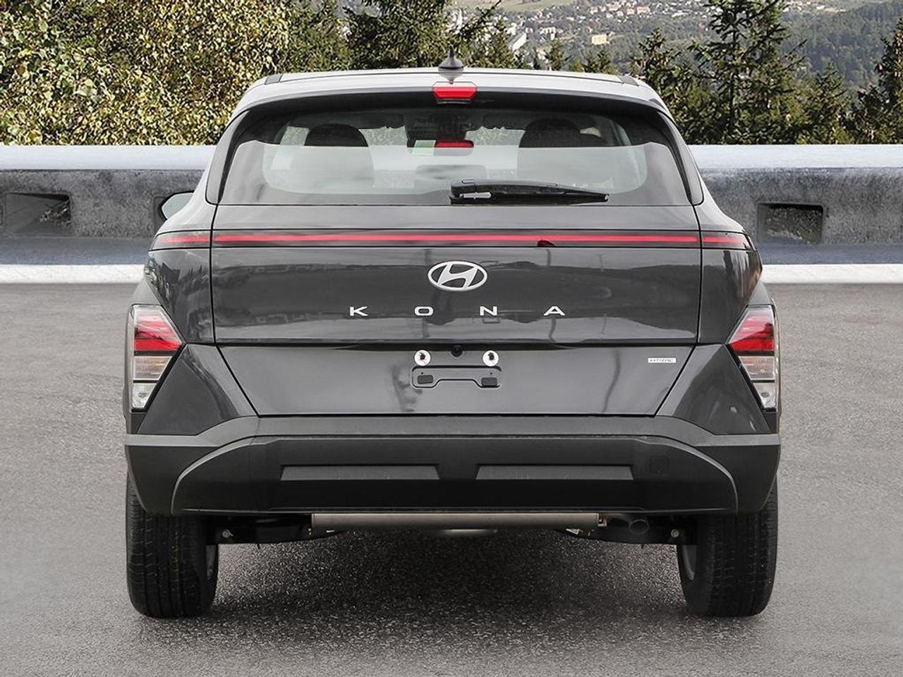 2025 Hyundai KONA Preferred Sport Photo4