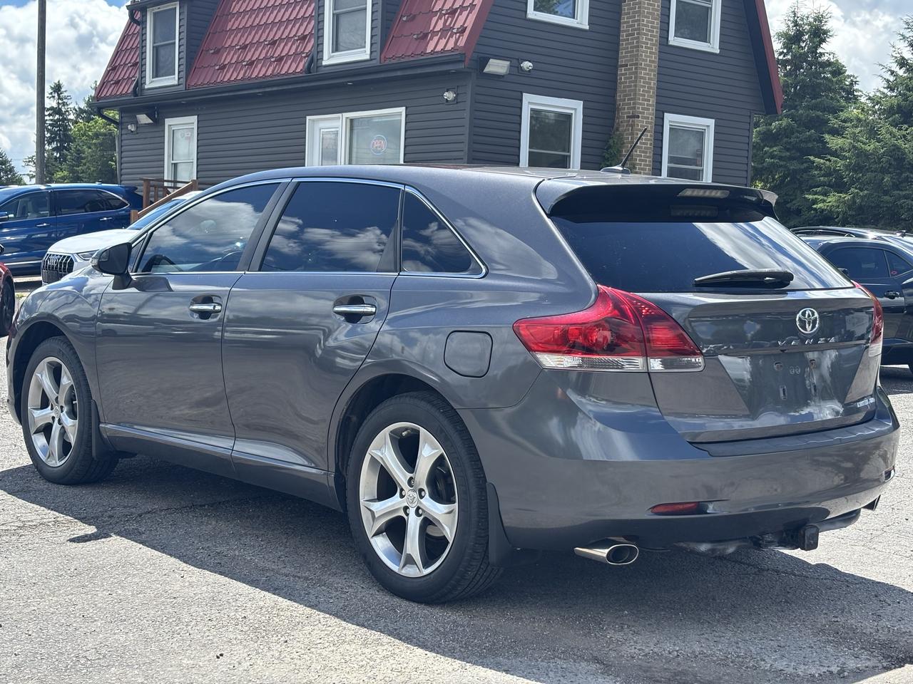 2014 Toyota Venza  Photo