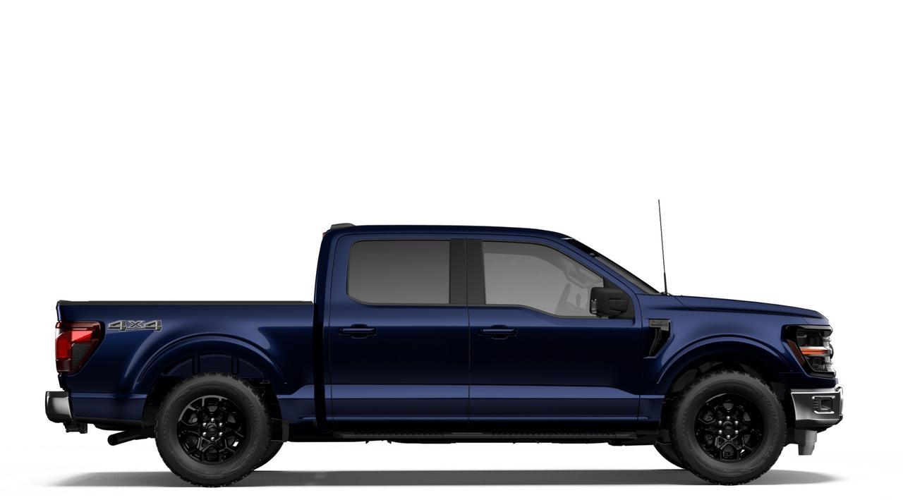 2026 Ford F-150 XLT 4WD SuperCrew 5.5' Box Photo4