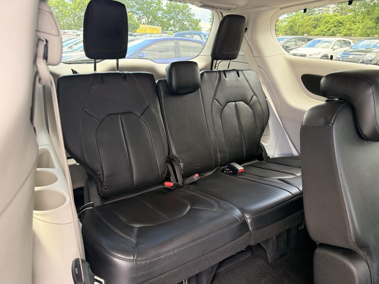 2019 Chrysler Pacifica Touring-L Photo