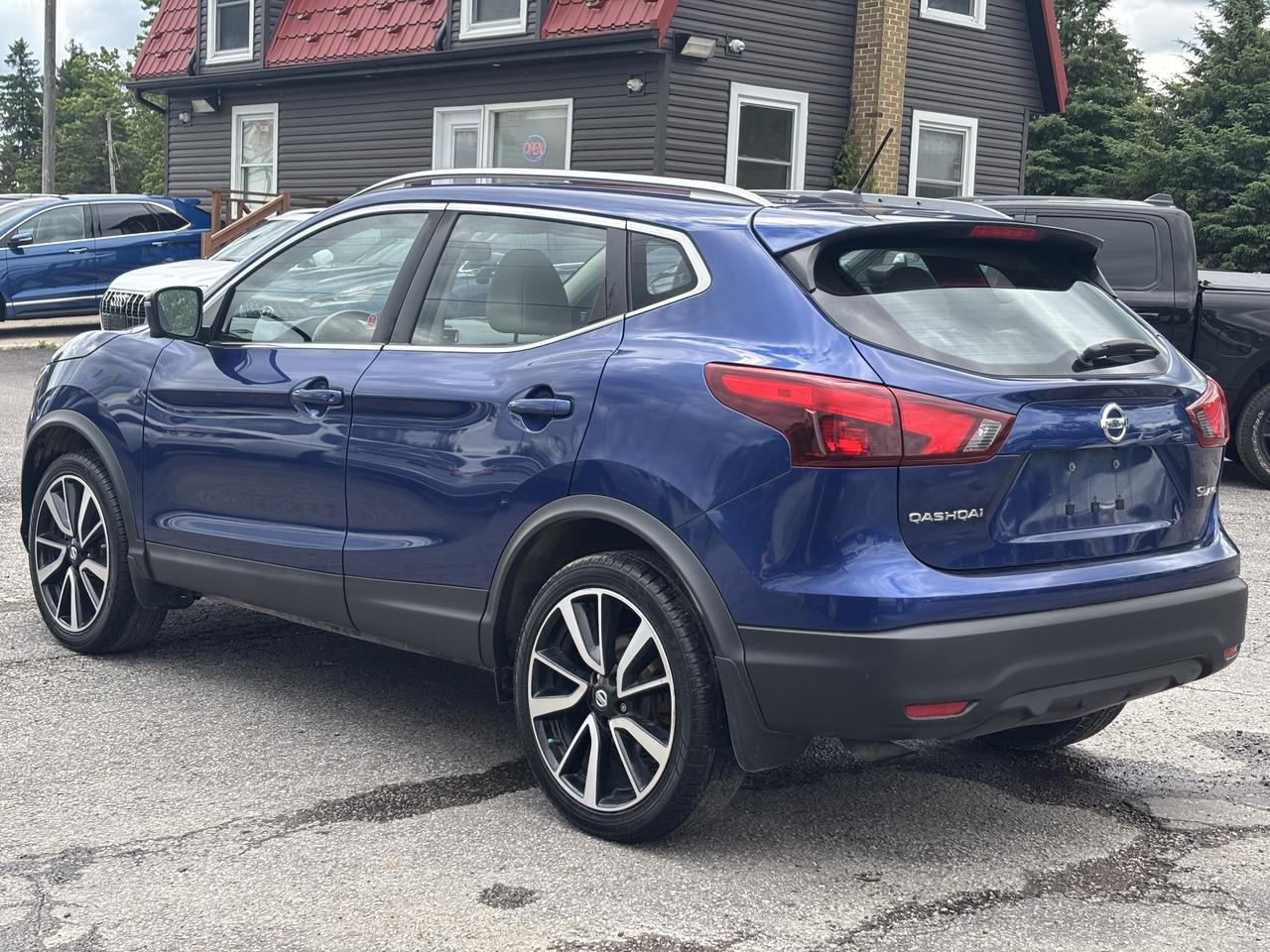 2017 Nissan Qashqai SL *LEATHER* certified Photo
