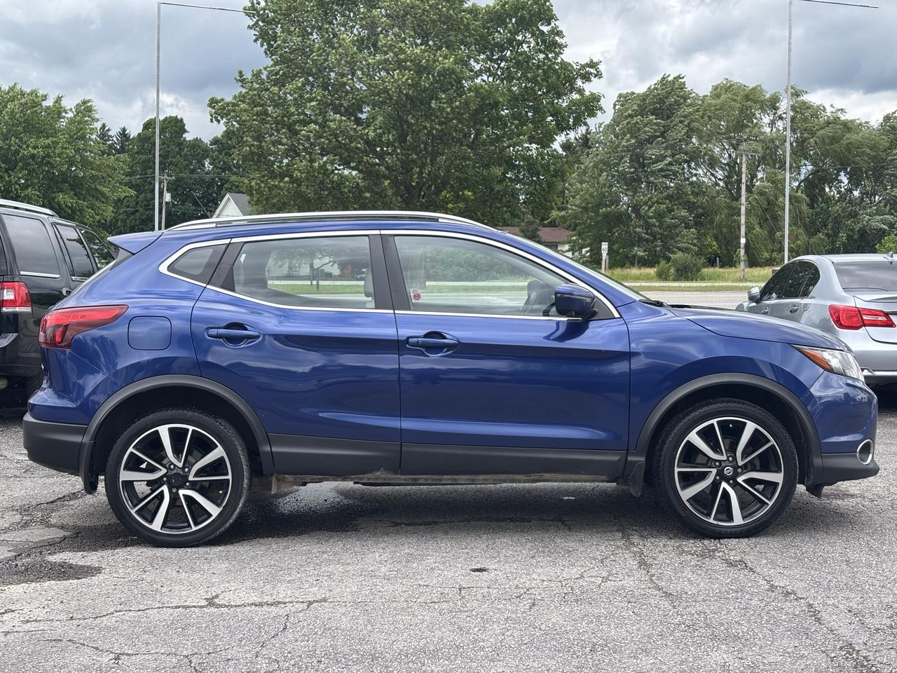 2017 Nissan Qashqai SL *LEATHER* certified Photo