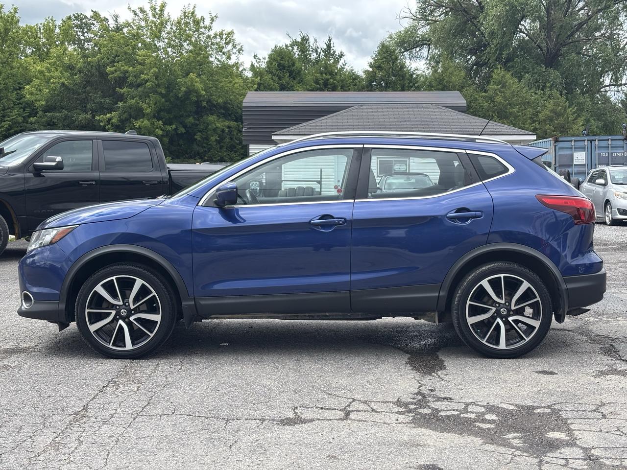 2017 Nissan Qashqai SL *LEATHER* certified Photo