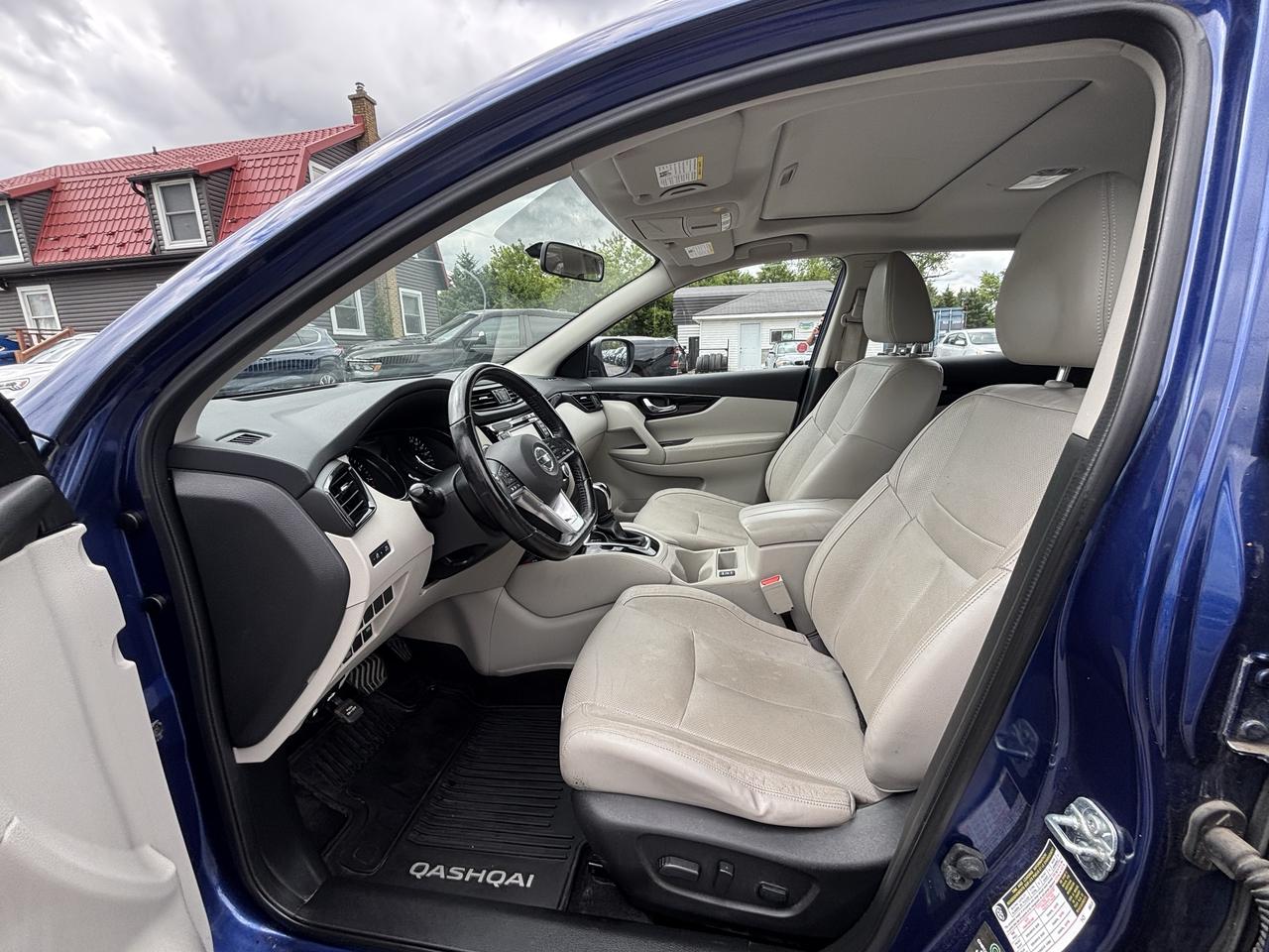 2017 Nissan Qashqai SL *LEATHER* certified Photo