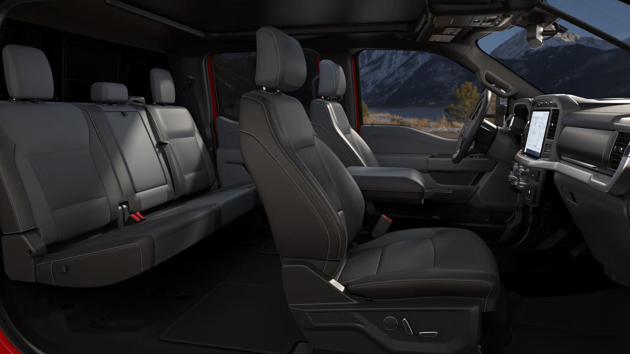 2021 Ford F-150 Lariat 4WD SuperCrew 5.5' Box Photo