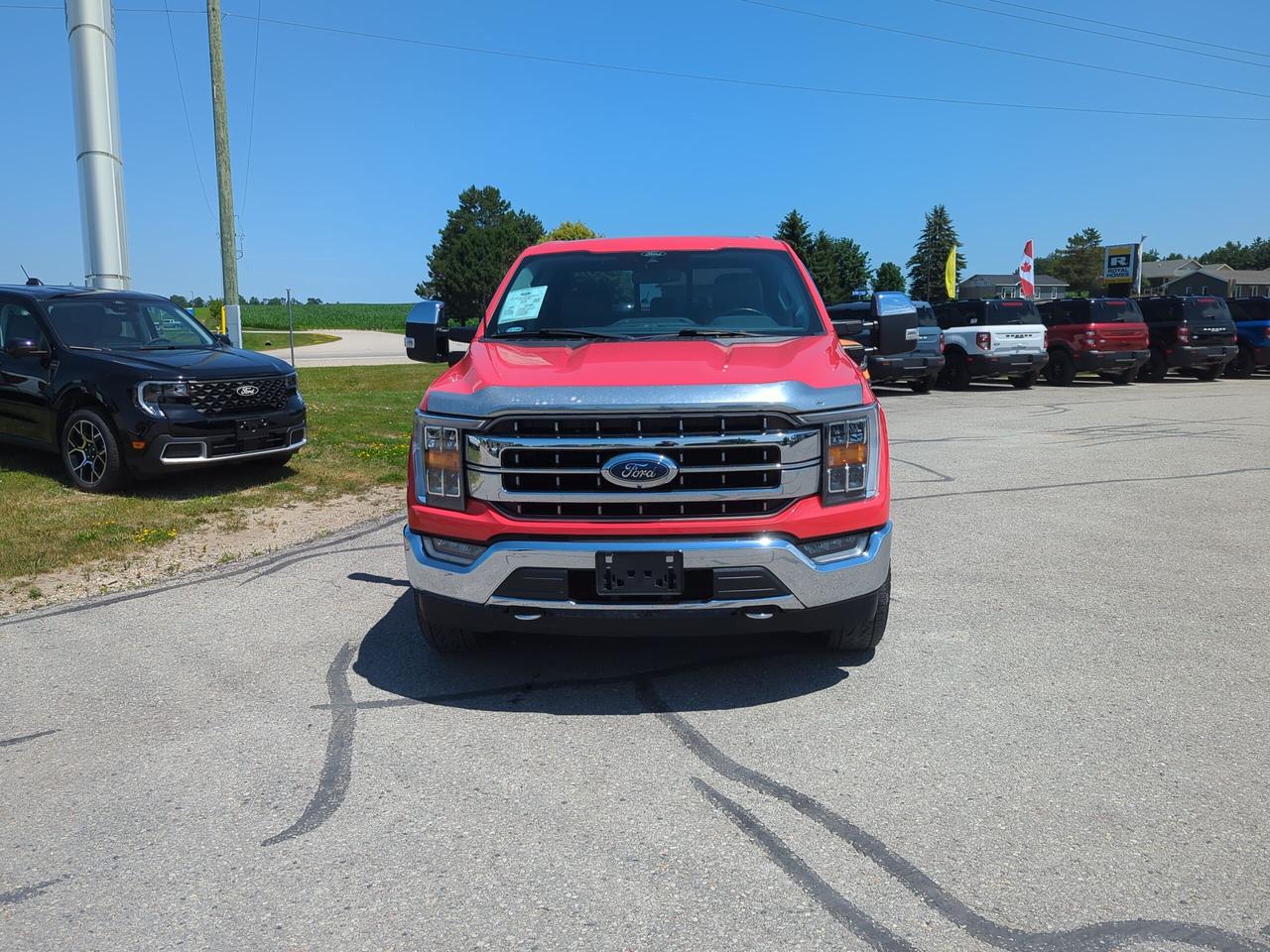 2021 Ford F-150 Lariat 4WD SuperCrew 5.5' Box Photo1