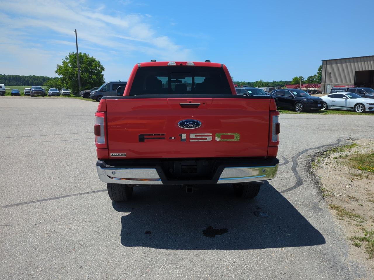 2021 Ford F-150 Lariat 4WD SuperCrew 5.5' Box Photo4