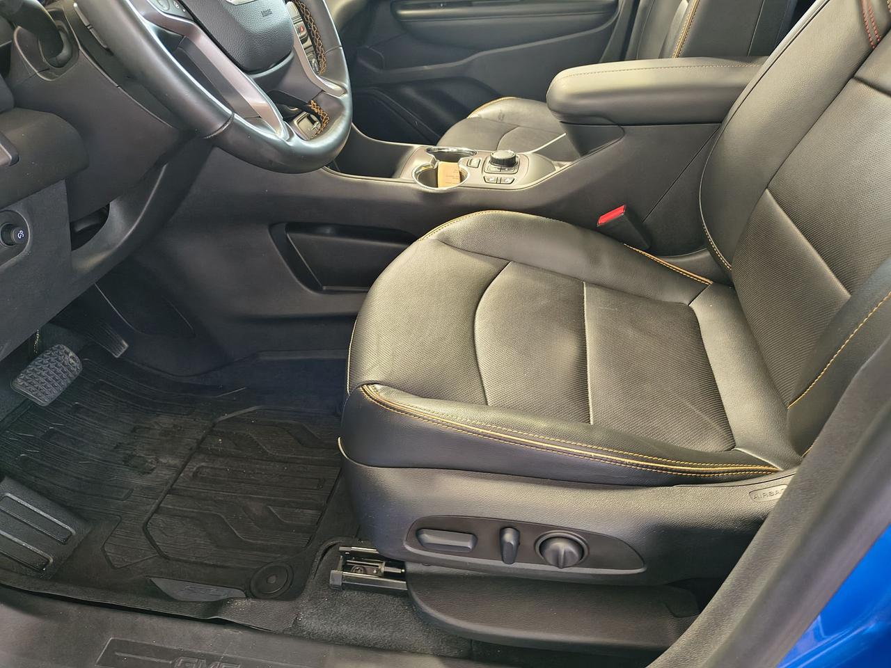 2024 GMC Terrain AT4 Photo