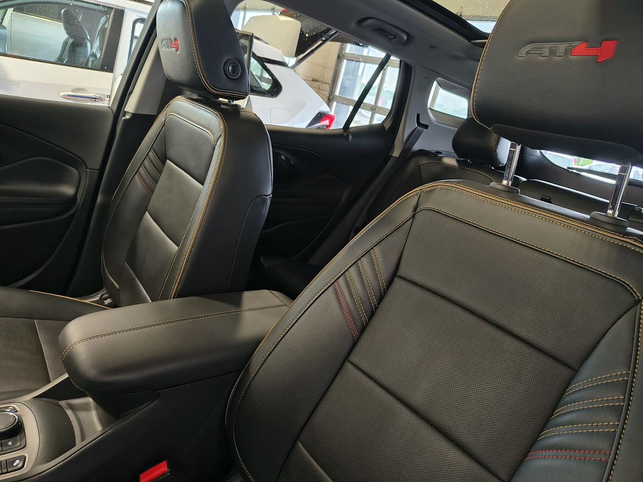 2024 GMC Terrain AT4 Photo0