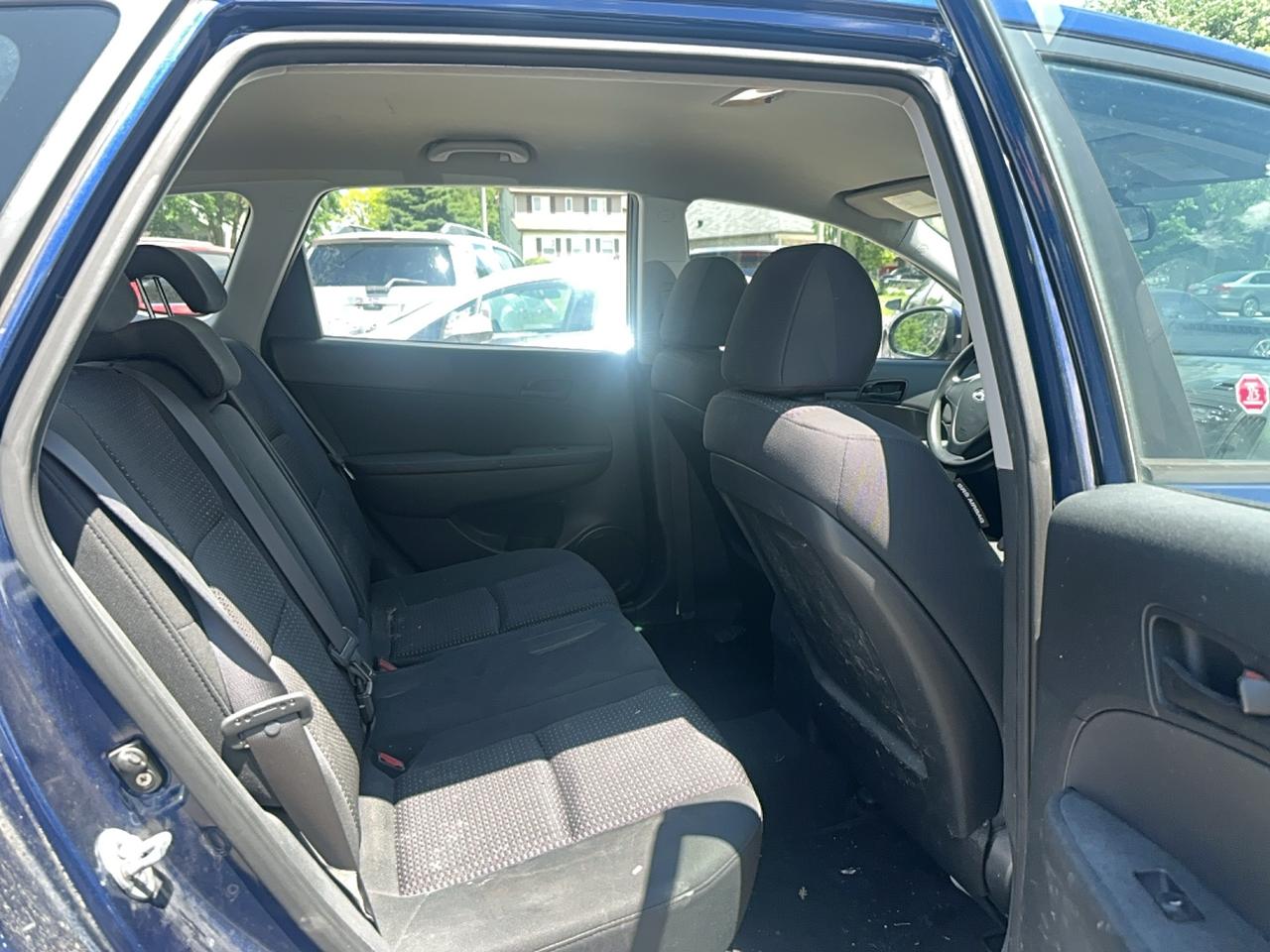 2012 Hyundai Elantra Touring L Photo