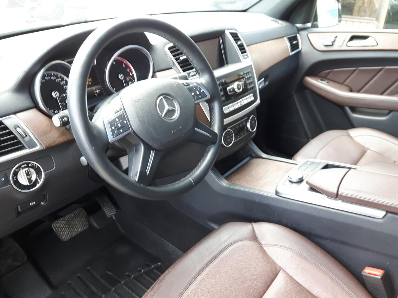 2016 Mercedes-Benz GL-Class GL 350 BlueTec Photo