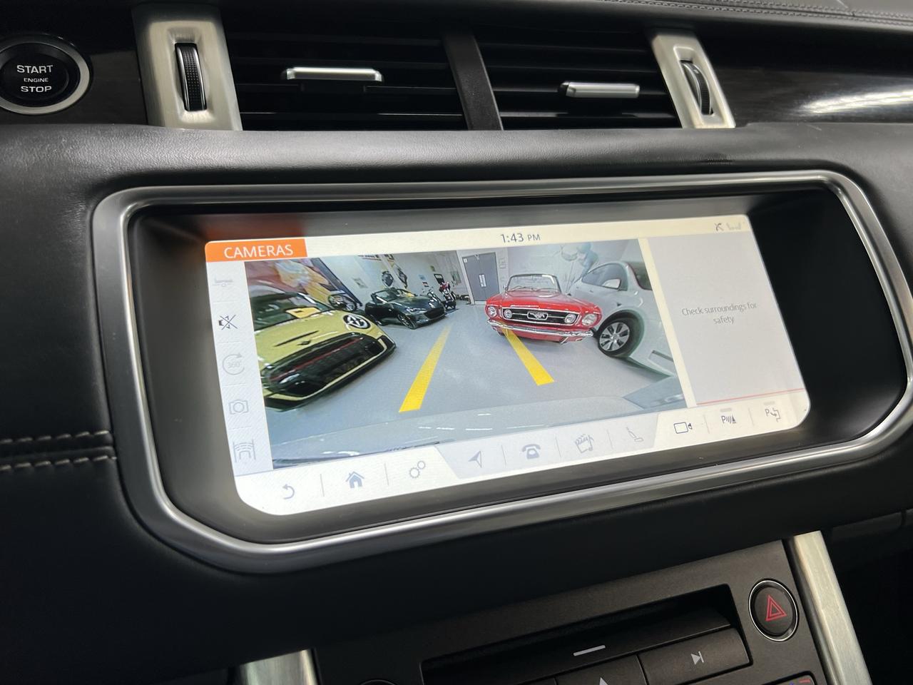 2019 Land Rover Range Rover Evoque Convertible HSE Dynamic Photo