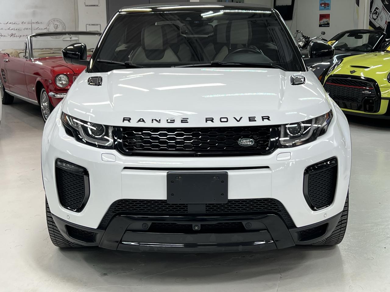 2019 Land Rover Range Rover Evoque Convertible HSE Dynamic Photo