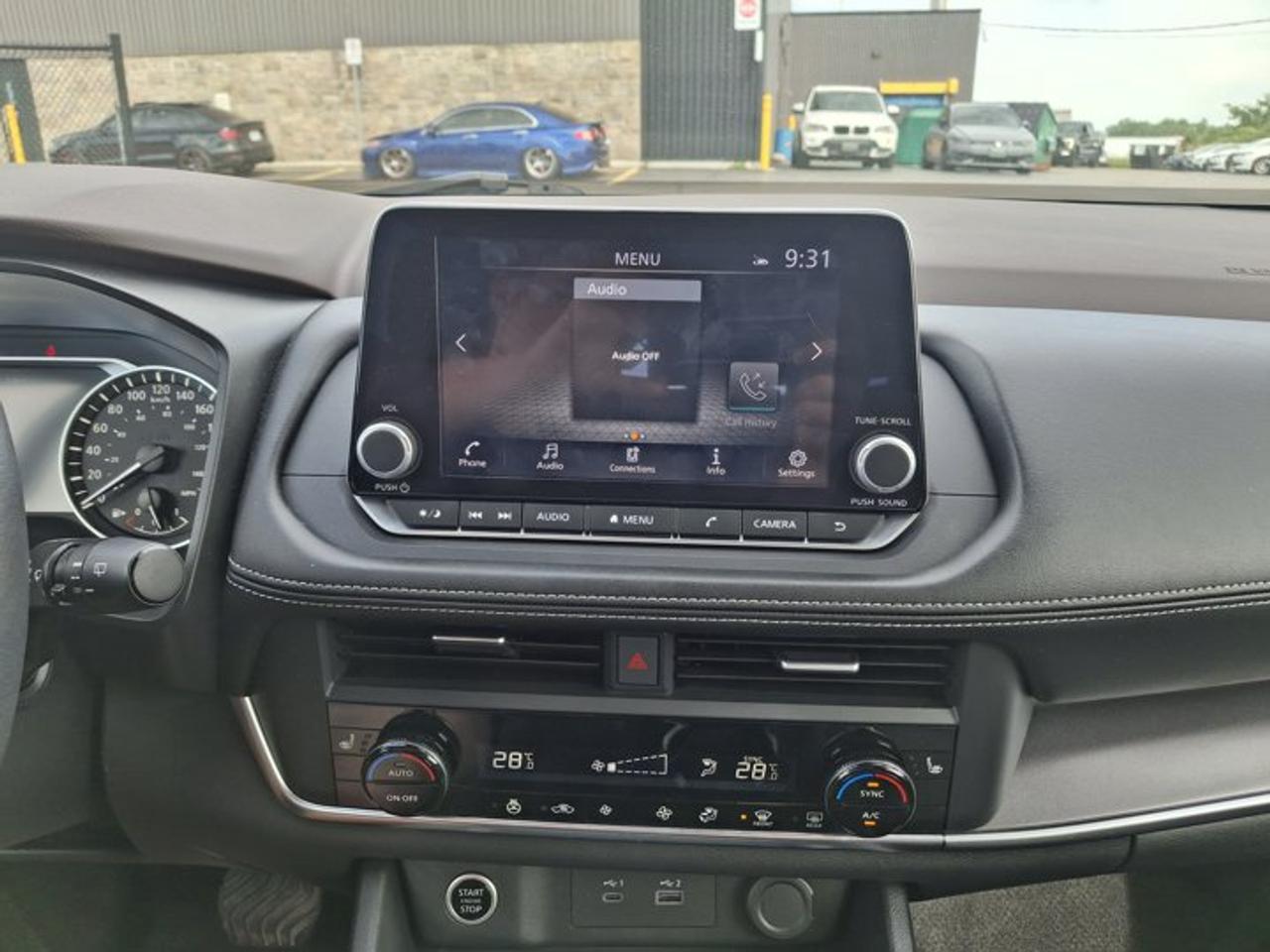 2023 Nissan Rogue SV AWD | Sunroof | 360 Camera | Remote Start | CarPlay + Android | Power Seat | and Much More ! Photo