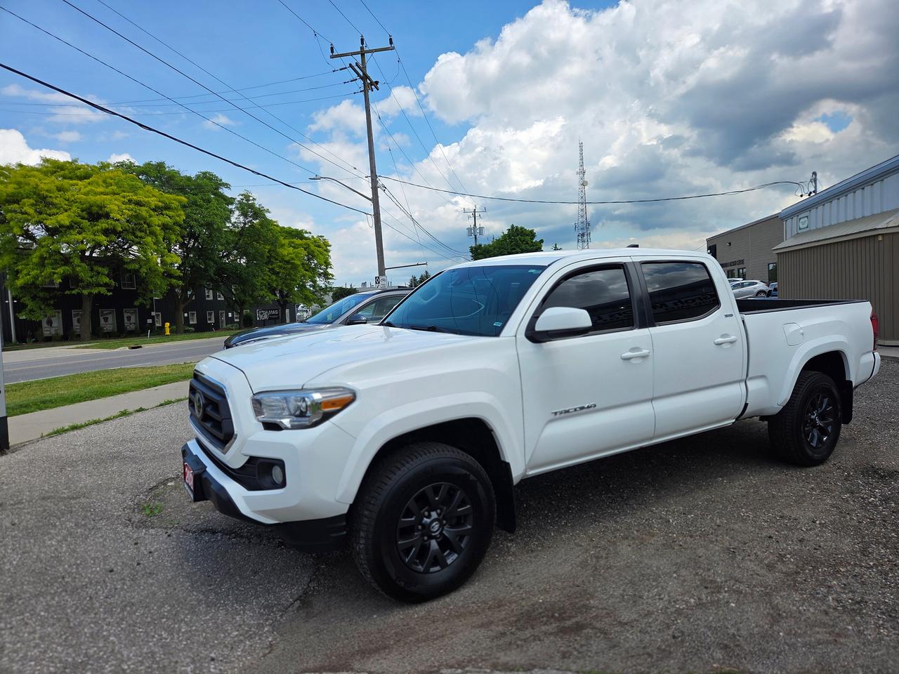 2020 Toyota Tacoma SR5 Photo1