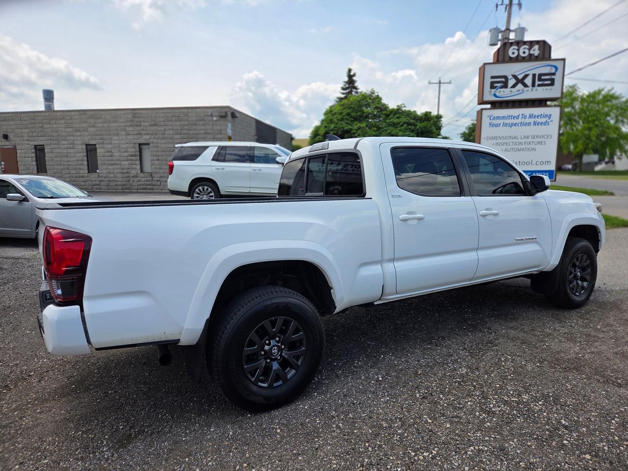 2020 Toyota Tacoma SR5 Photo