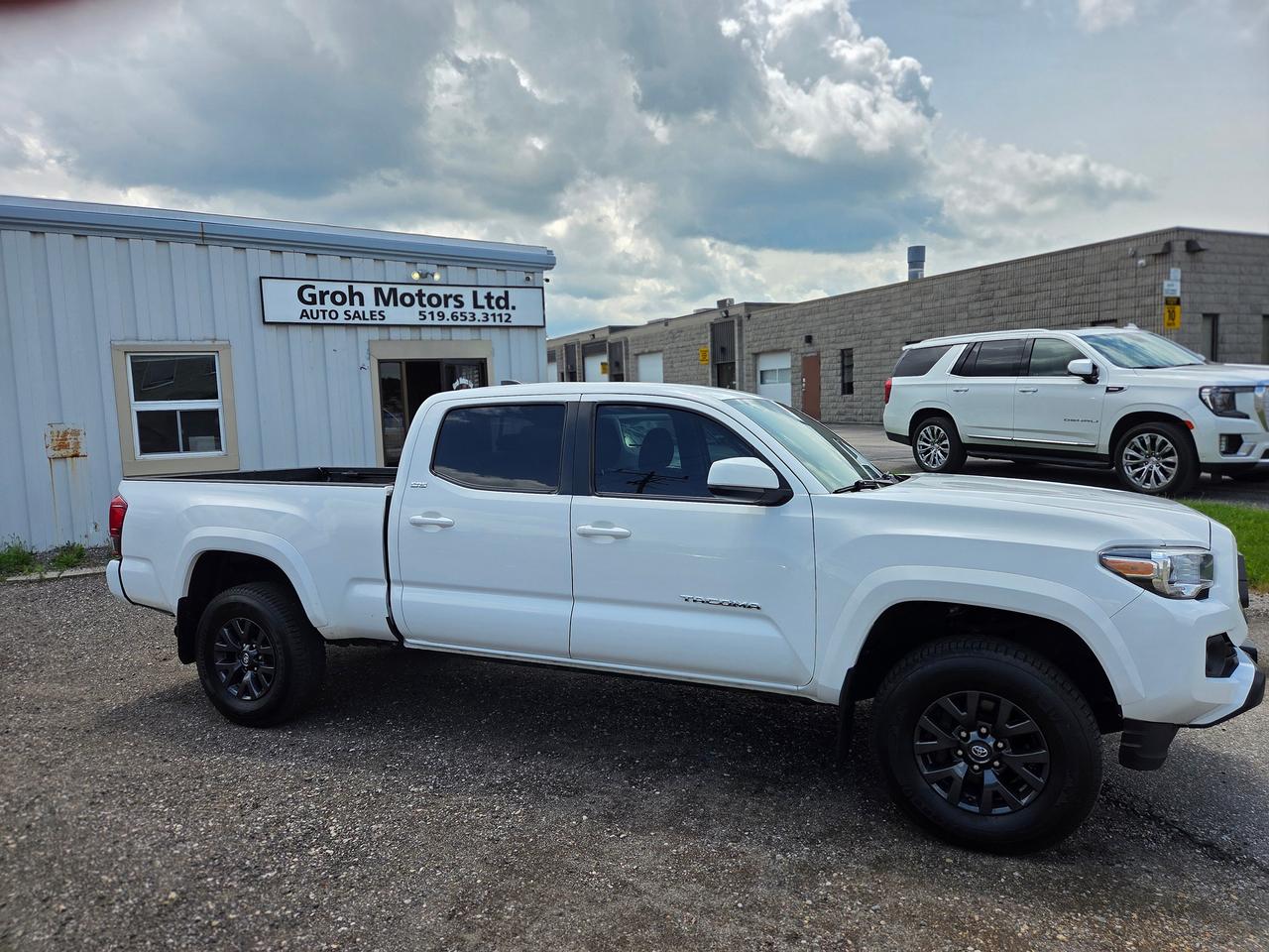 2020 Toyota Tacoma SR5 Photo