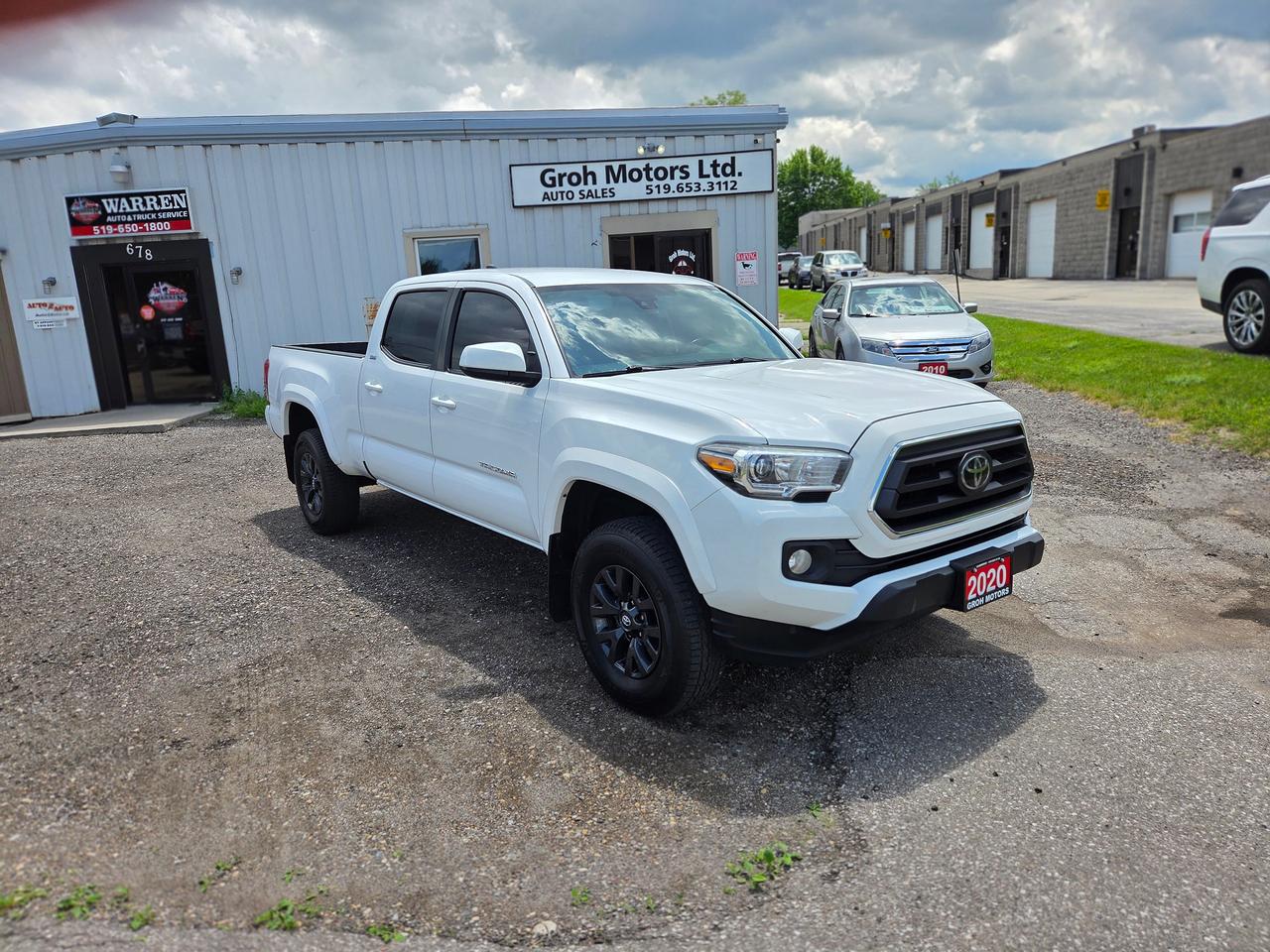 2020 Toyota Tacoma SR5 Photo