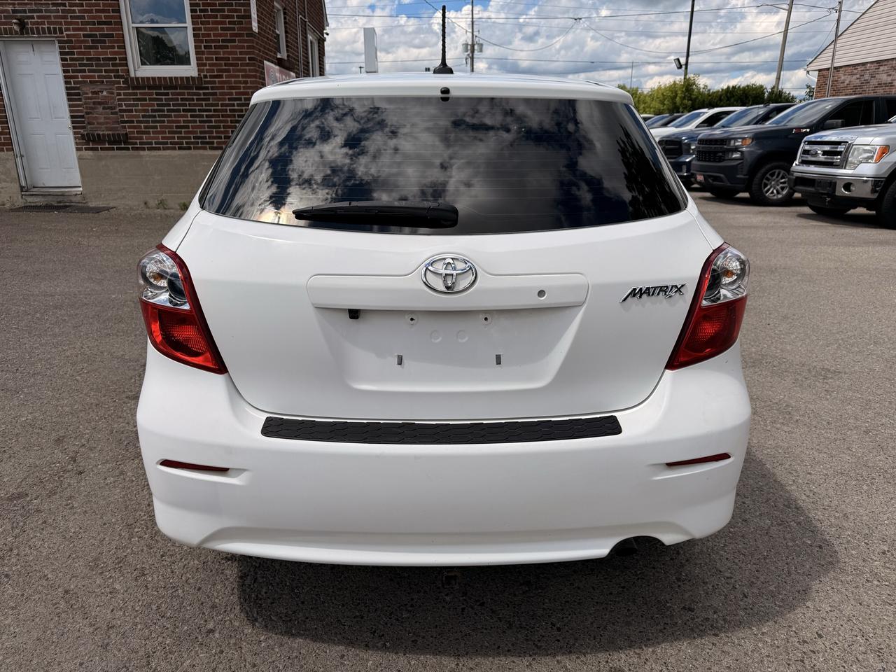 2011 Toyota Matrix Manual | Very Well Maintained Photo