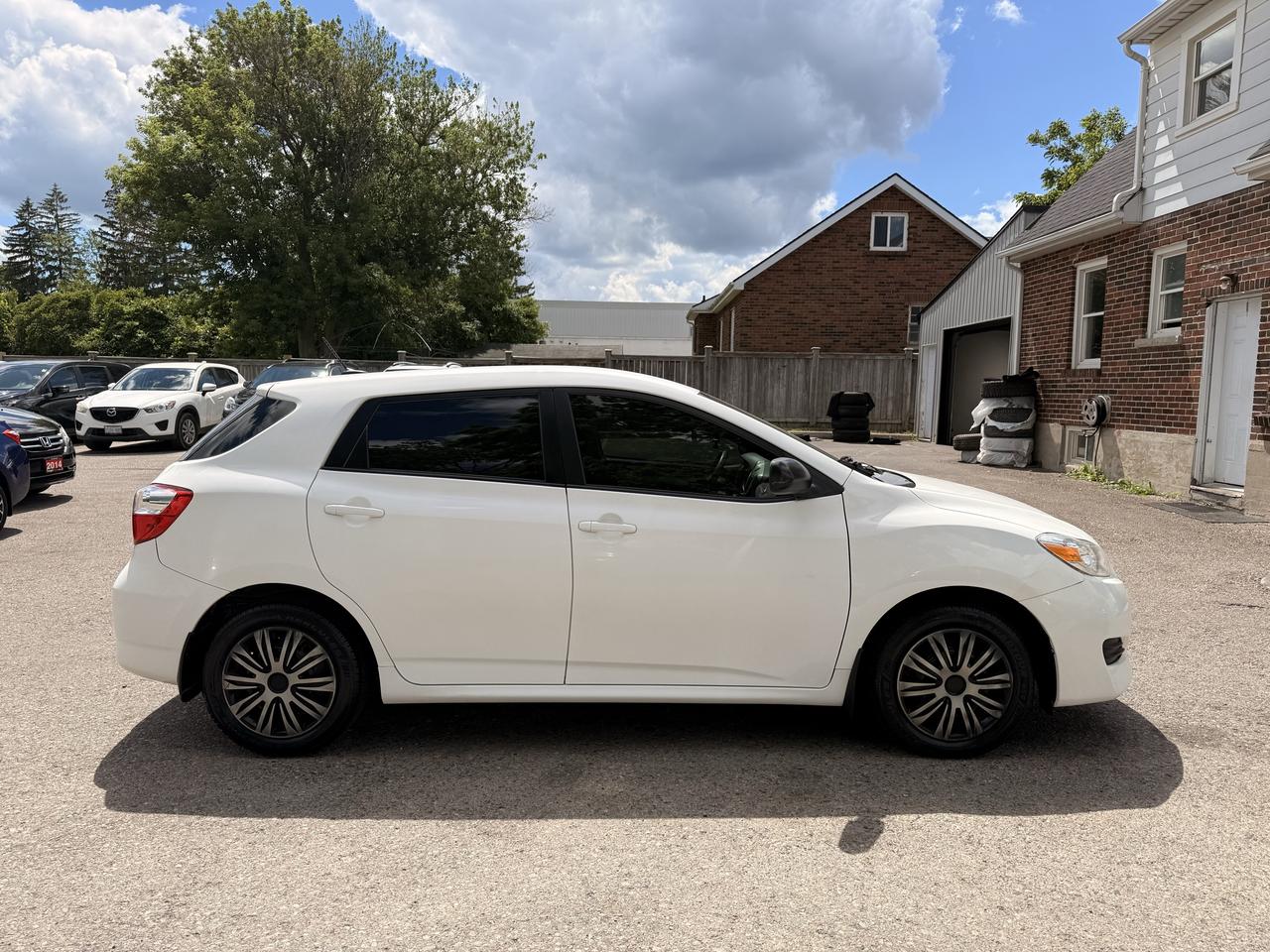 2011 Toyota Matrix Manual | Very Well Maintained Photo