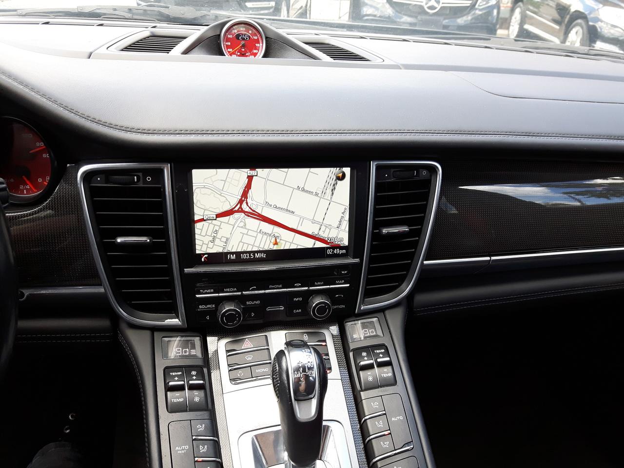 2013 Porsche Panamera GTS Photo