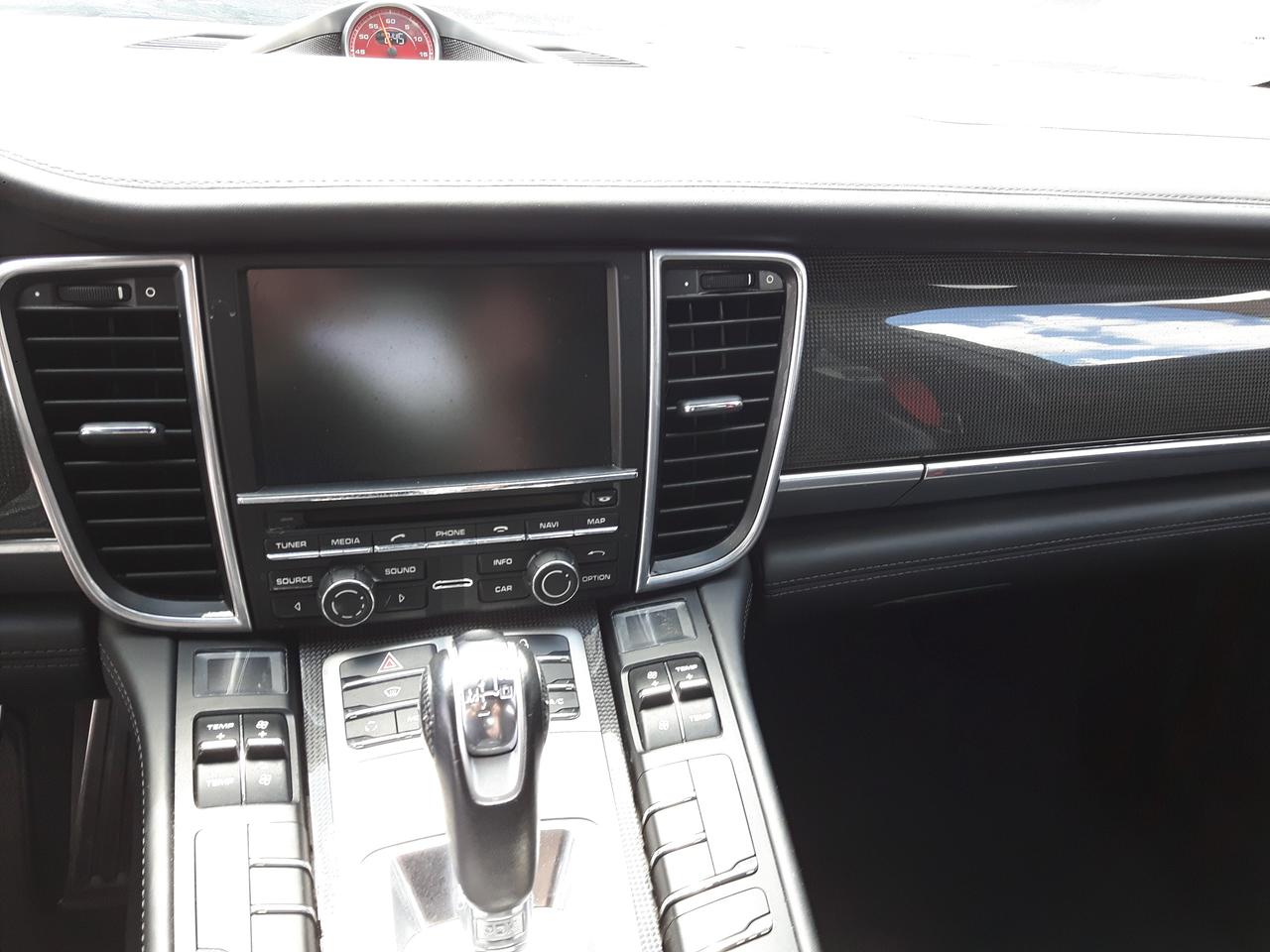 2013 Porsche Panamera GTS Photo