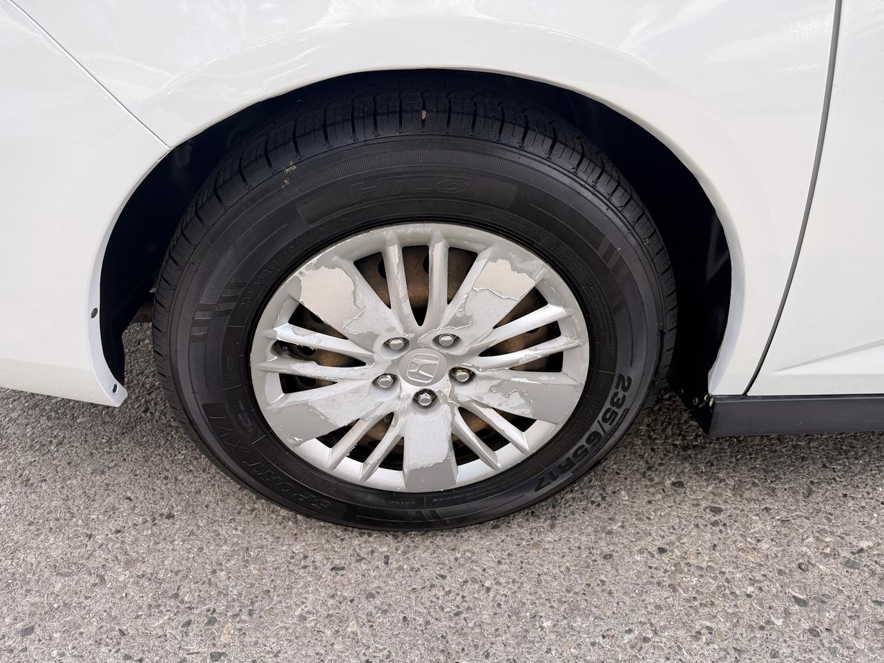 2014 Honda Odyssey LX Photo
