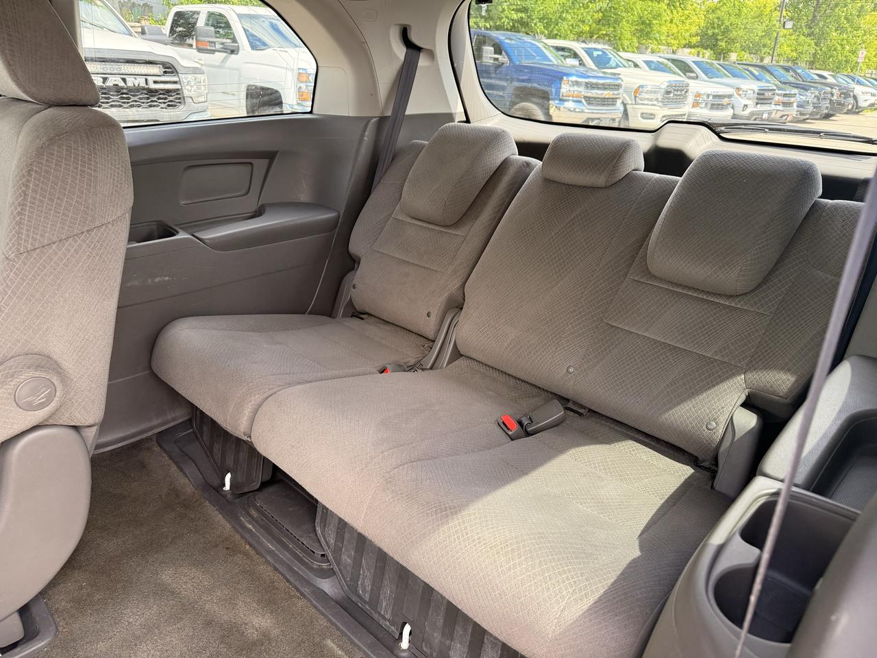 2014 Honda Odyssey LX Photo