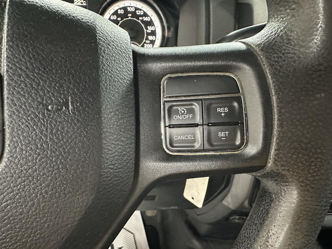 2016 RAM 3500 4WD Reg Cab 140.5" ST Photo13