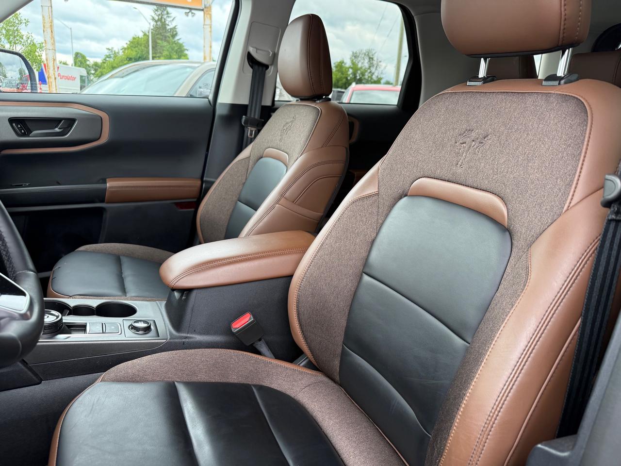 2025 Ford Bronco Sport Outer Banks Leather! Heated Steering and Seats! Photo