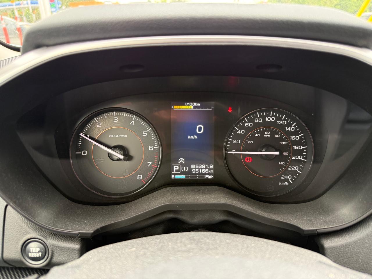 2021 Subaru XV Crosstrek Touring Heated Steering and Seats! Photo4