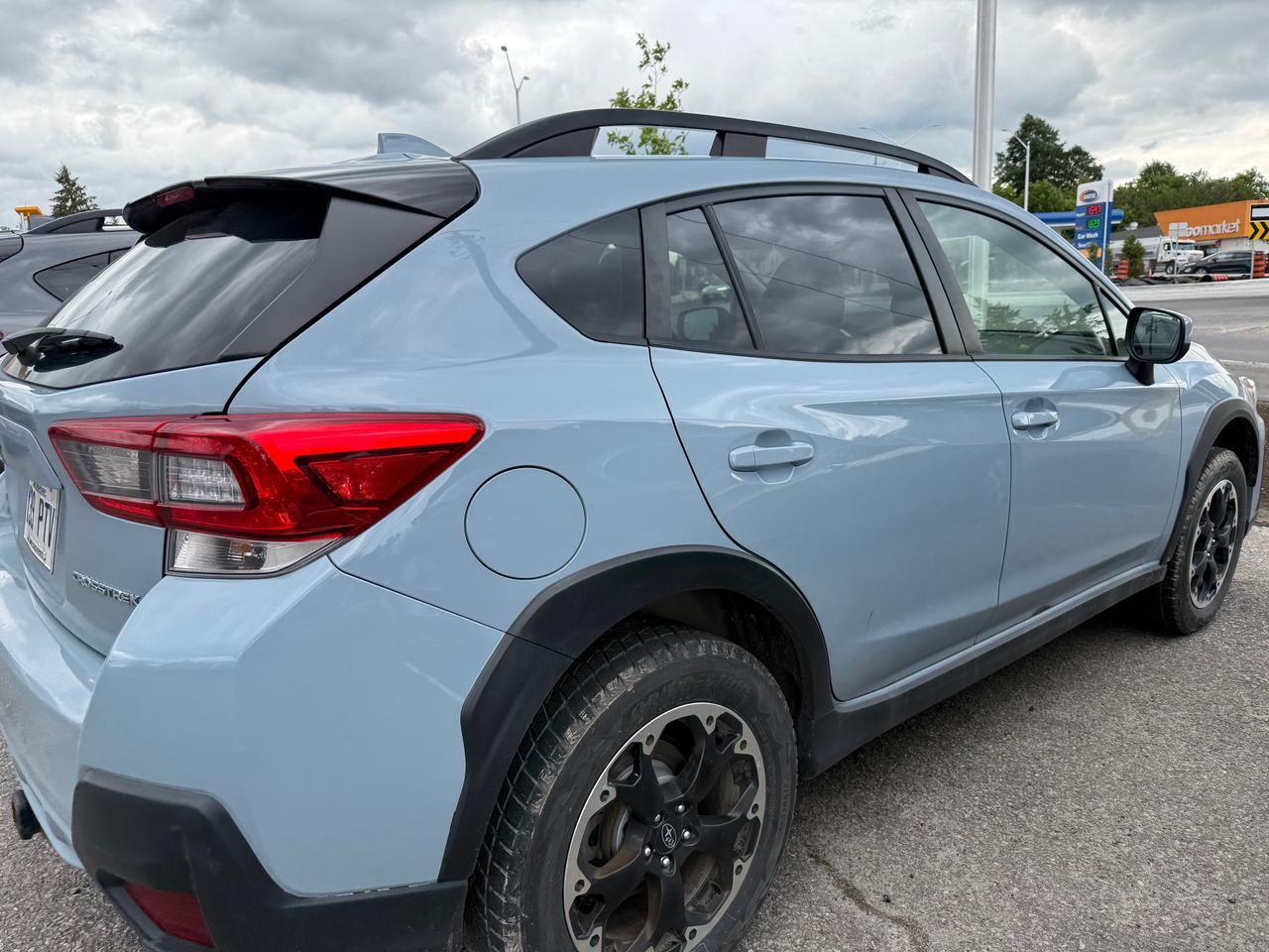 2021 Subaru XV Crosstrek Touring Heated Steering and Seats! Photo