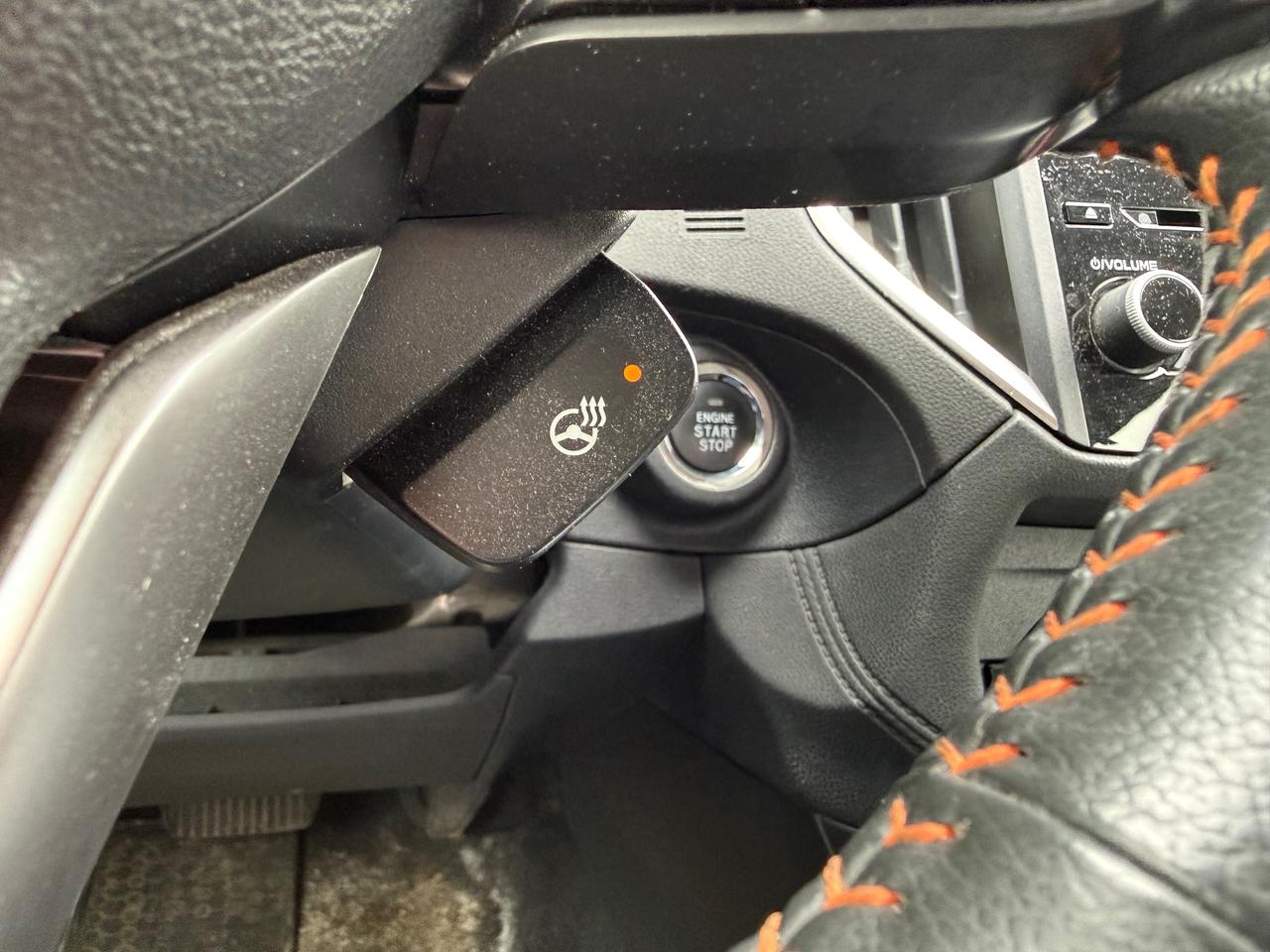 2021 Subaru XV Crosstrek Touring Heated Steering and Seats! Photo