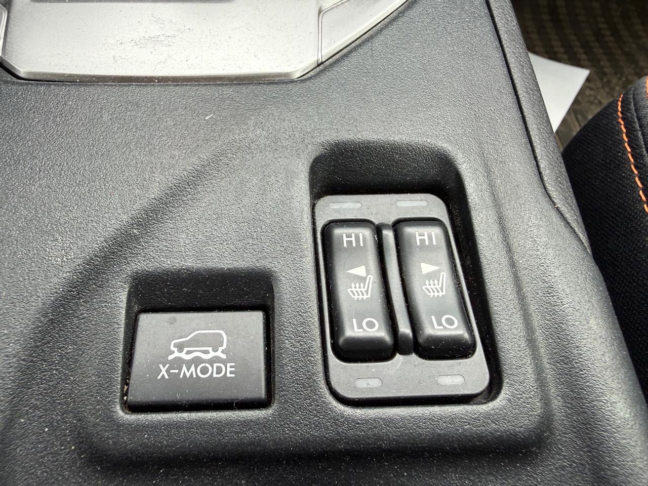 2021 Subaru XV Crosstrek Touring Heated Steering and Seats! Photo
