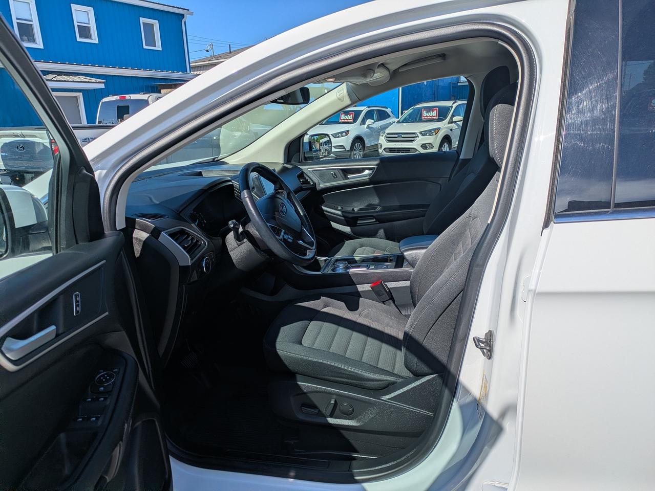 2023 Ford Edge SEL Photo