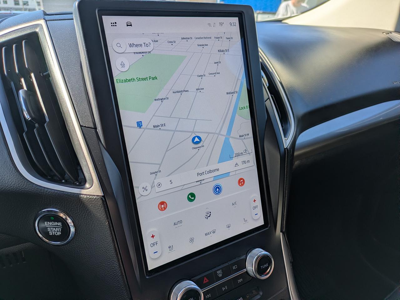 2023 Ford Edge SEL Photo