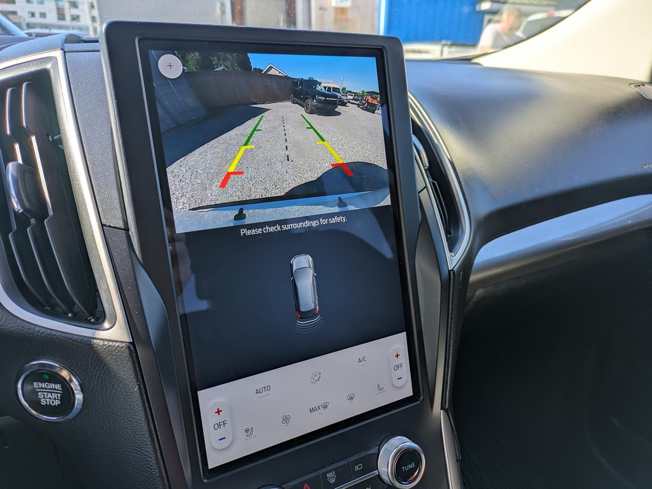 2023 Ford Edge SEL Photo