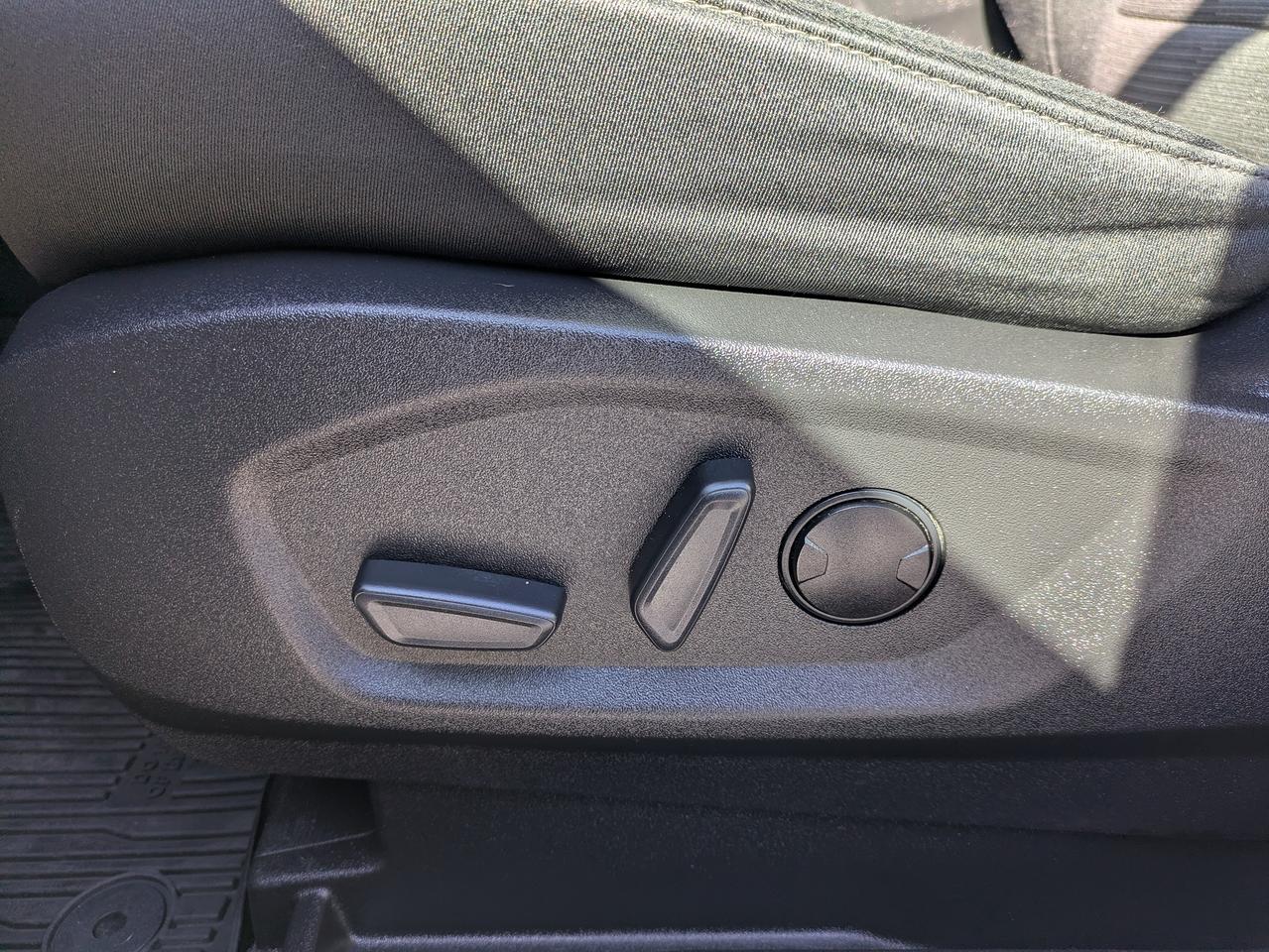 2023 Ford Edge SEL Photo