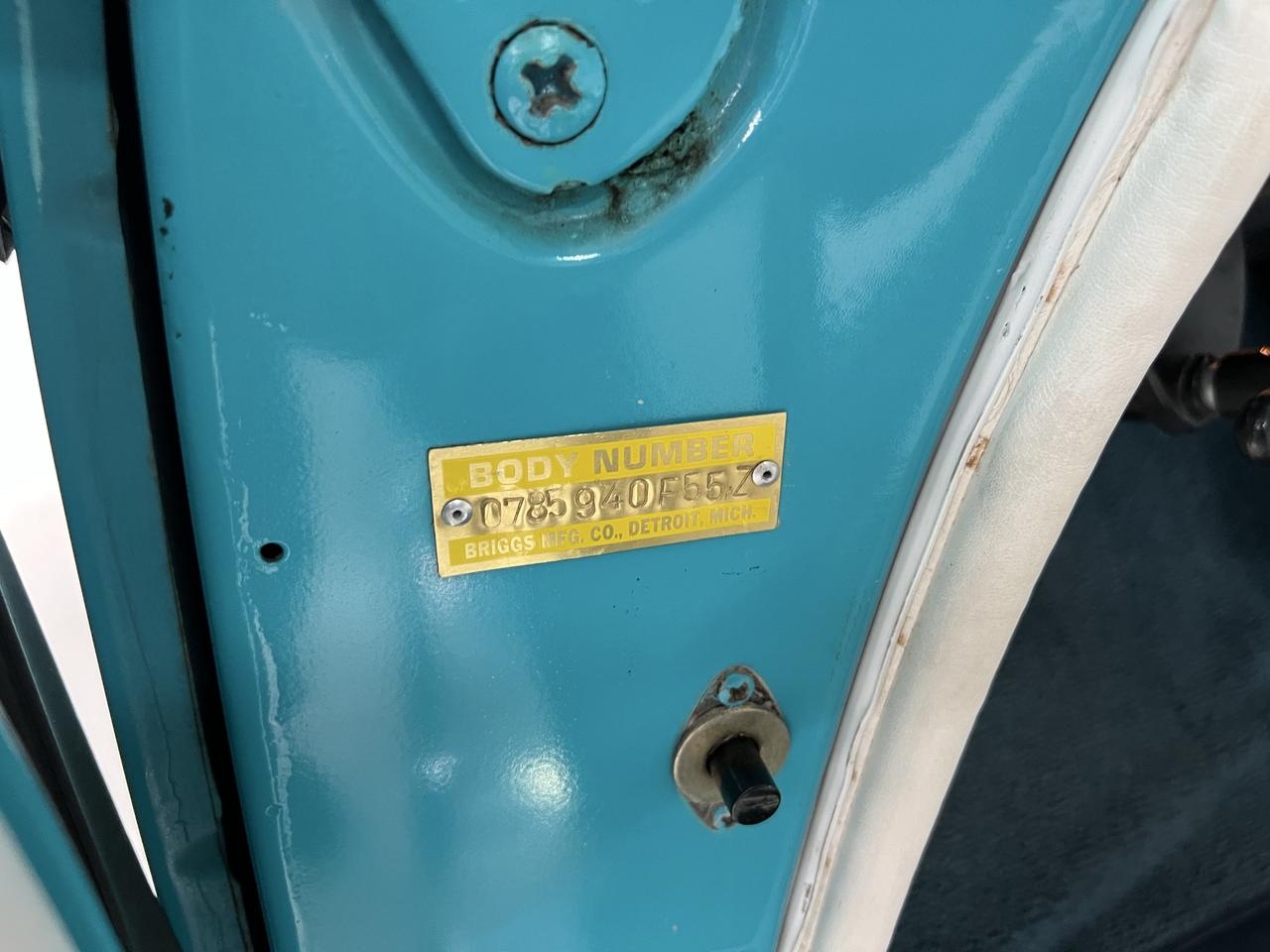 1955 Chevrolet Bel Air 2 Door Post Photo