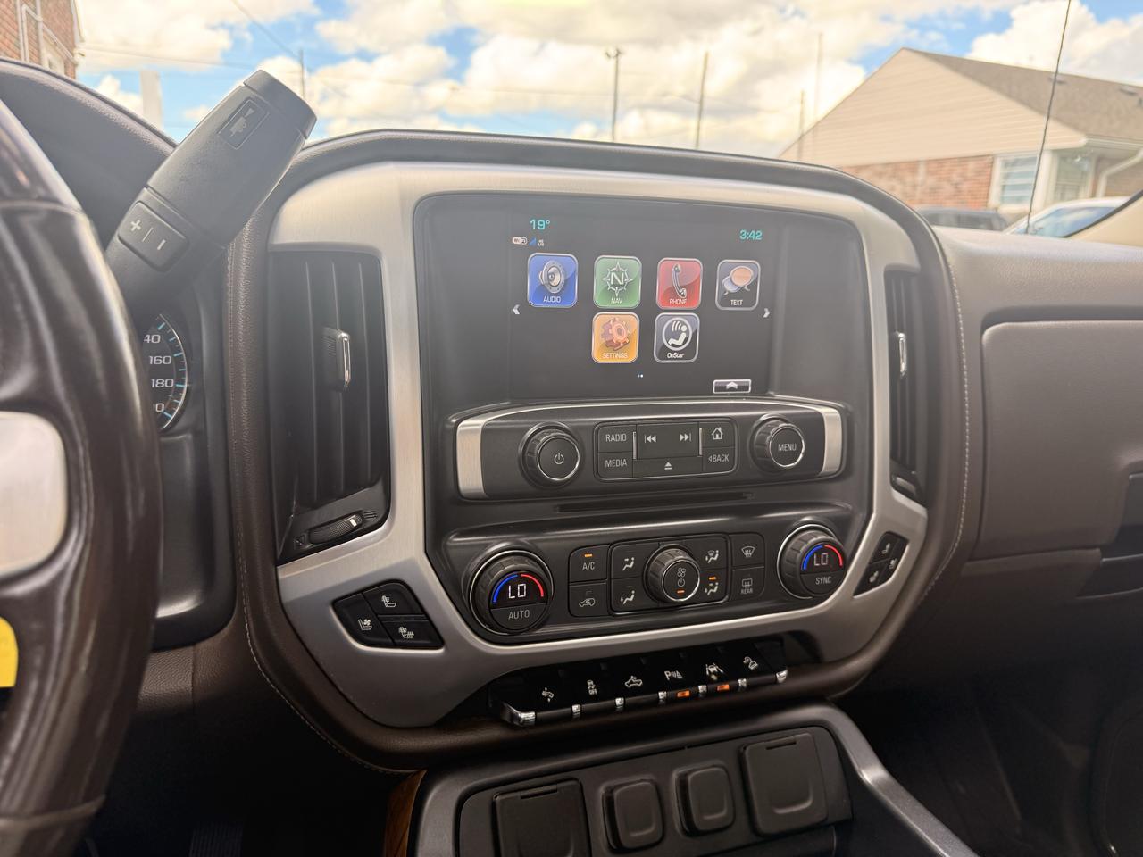 2018 GMC Sierra 1500 SLT Photo