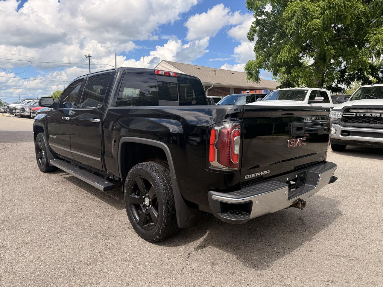 2018 GMC Sierra 1500 SLT Photo