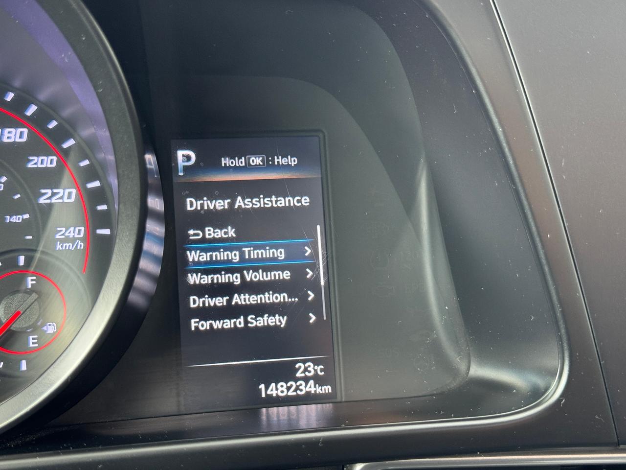 2021 Hyundai Elantra Preferred w/Sun+Tech PKG+ONE OWNER+CLEAN CARFAX Photo3