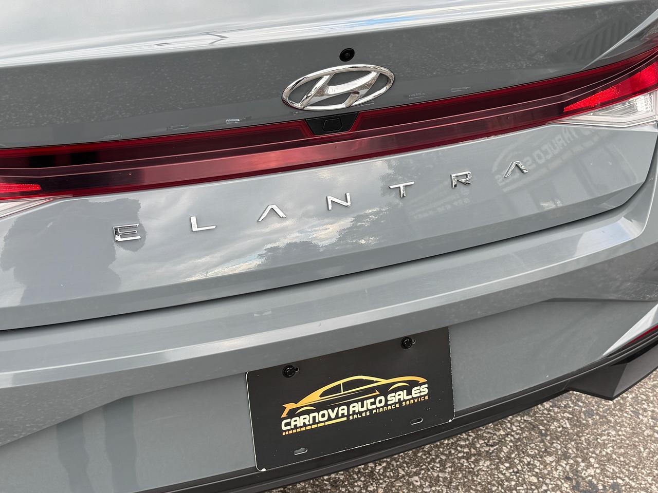 2021 Hyundai Elantra Preferred w/Sun+Tech PKG+ONE OWNER+CLEAN CARFAX Photo