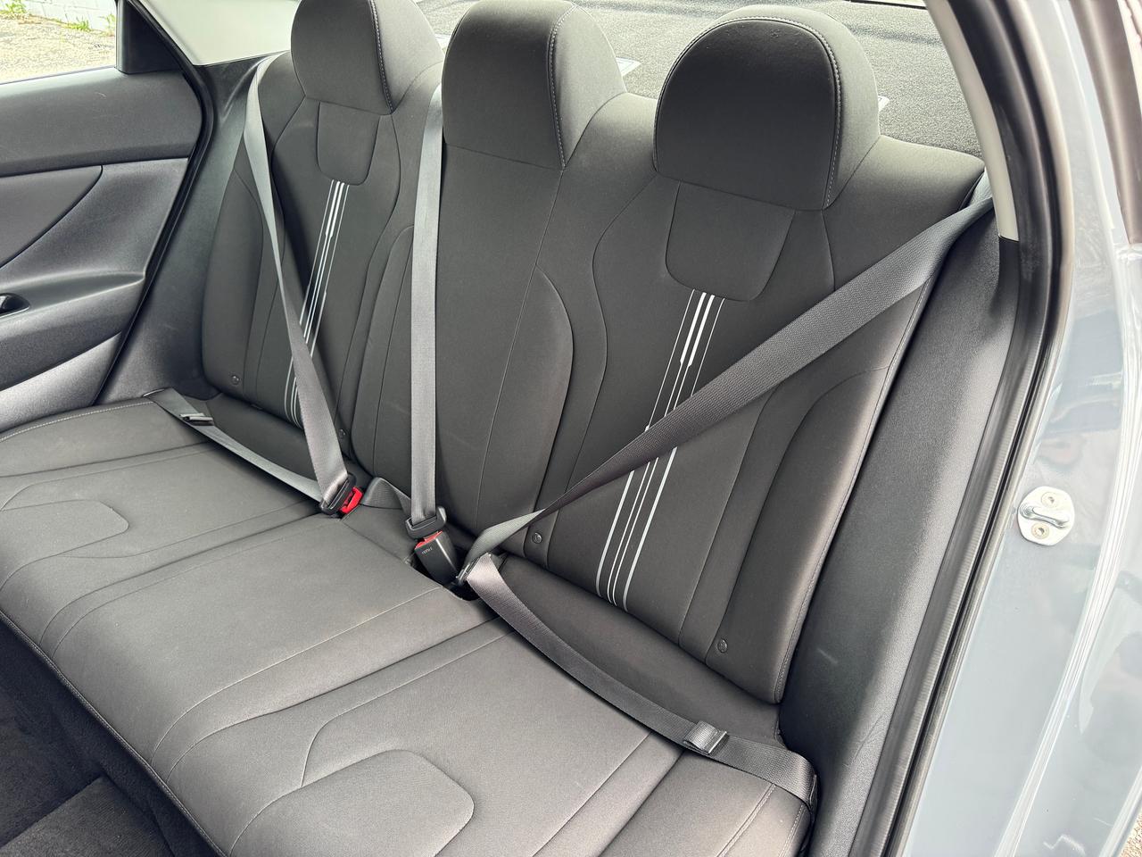 2021 Hyundai Elantra Preferred w/Sun+Tech PKG+ONE OWNER+CLEAN CARFAX Photo