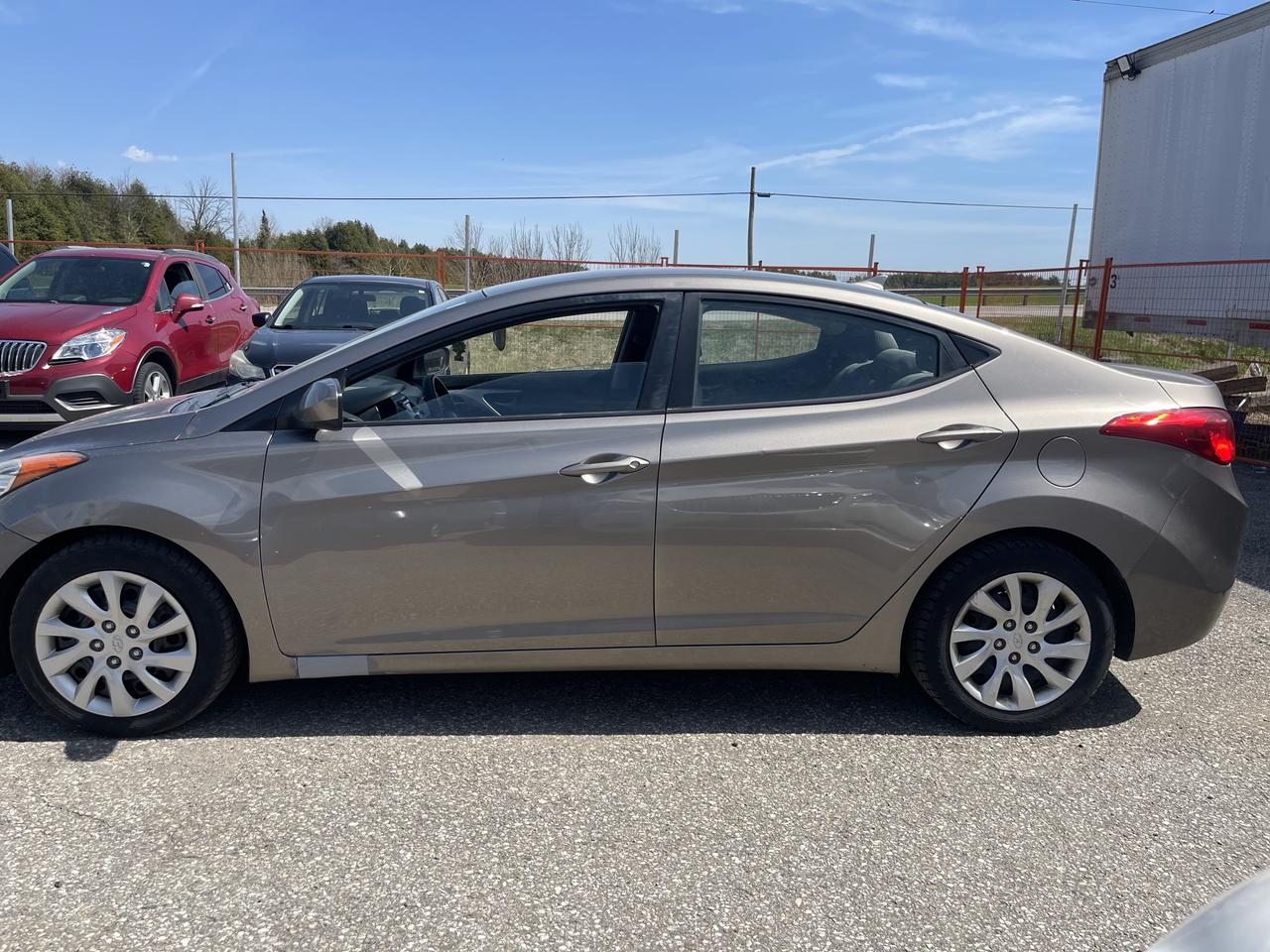 2013 Hyundai Elantra GL Photo